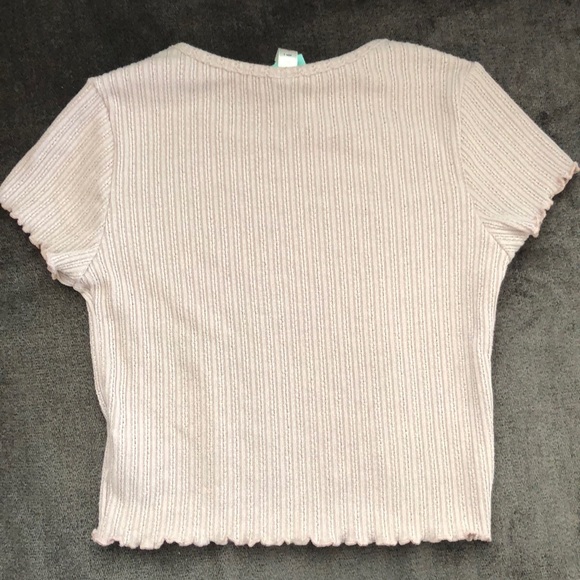 Cream/beige crop top - Picture 2 of 3